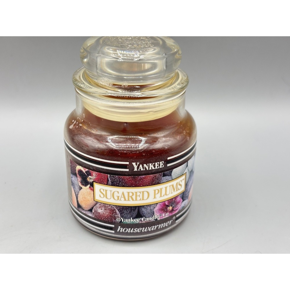 Yankee Candle Sugared Plums Housewarmer Scented Small Jar Candle 3.7 oz Retired - Picture 1 of 4